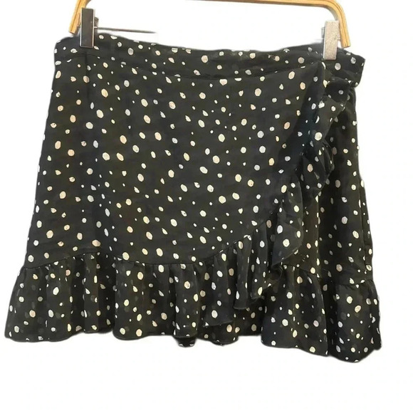 Mini skirt - Picture 1 of 4